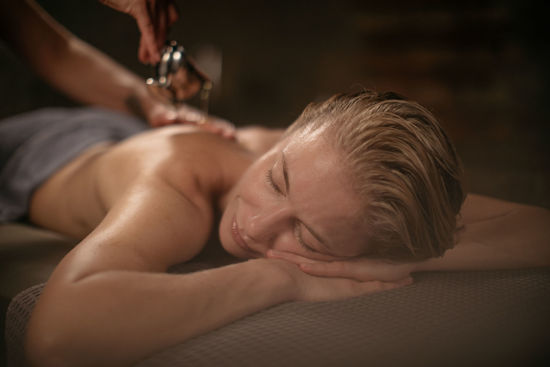 Picture of Full-body oil massage 25 minutes